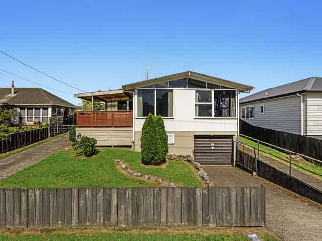 17 River Road, Kawerau