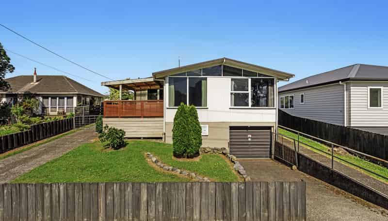 17 River Road, Kawerau