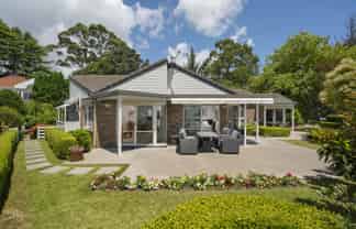 2/674 Ranginui Road, Welcome Bay