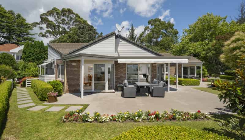 2/674 Ranginui Road, Welcome Bay