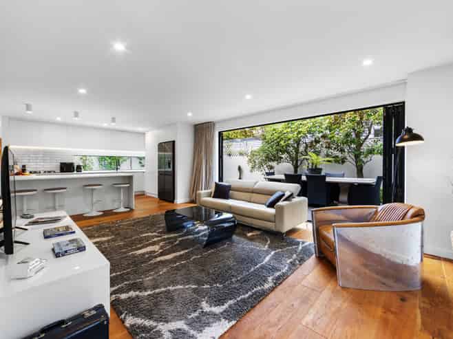 65b Rugby Street, Merivale