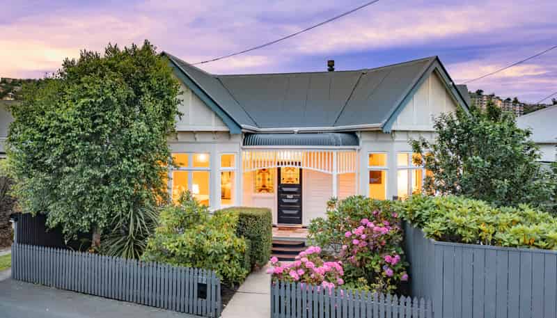 72 Hargest Crescent, Saint Clair