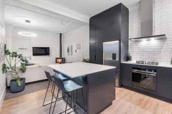 72 Hargest Crescent, Saint Clair