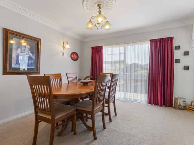 2 Webb Avenue, Levin