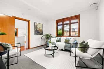 30 Ludlam Crescent, Woburn