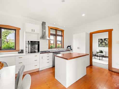 30 Ludlam Crescent, Woburn