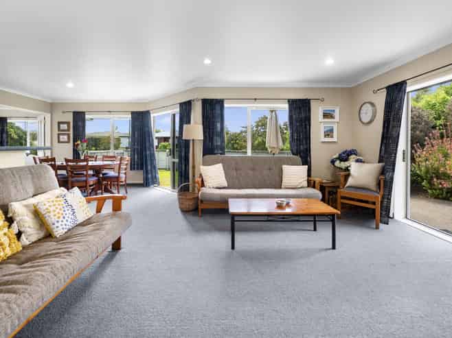 4 Lakemere Way, Kinloch