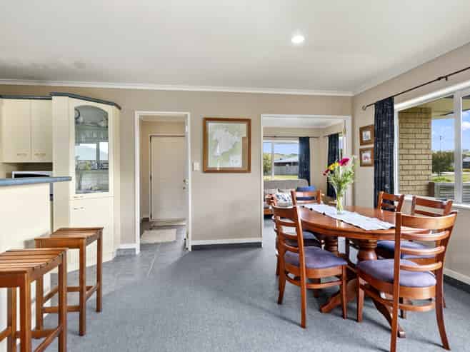 4 Lakemere Way, Kinloch