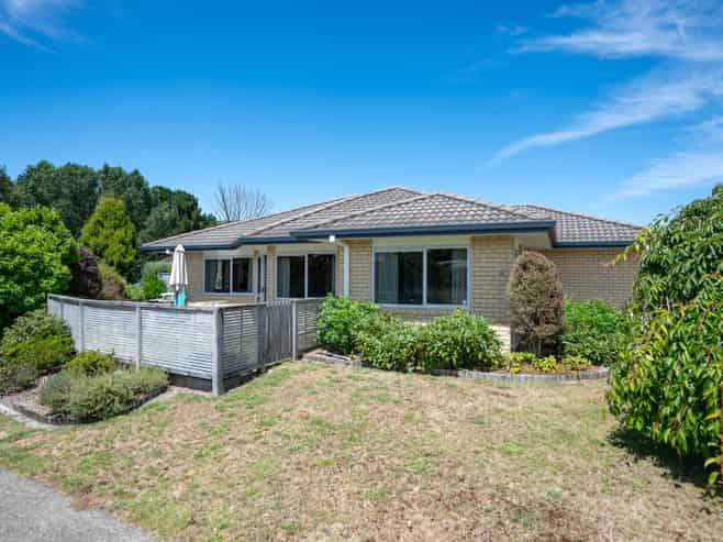 4 Lakemere Way, Kinloch