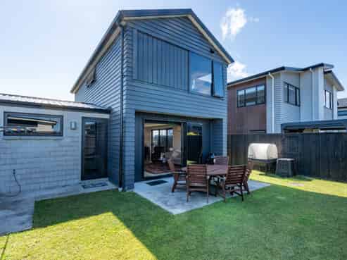 13 Keyes Street, Greenhill Park