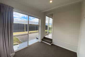 104 Molyneux Av, Cromwell