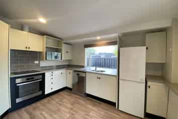 104 Molyneux Av, Cromwell