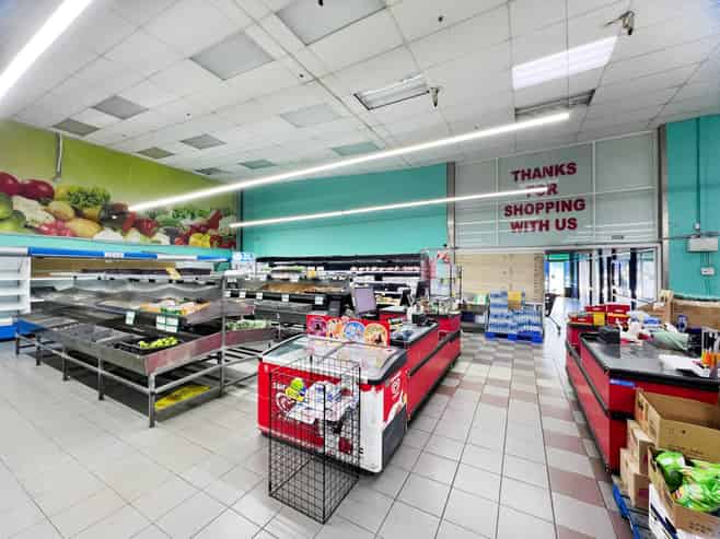 WELL-KNOWN SUPERMARKET IN PRIME LOCATION
