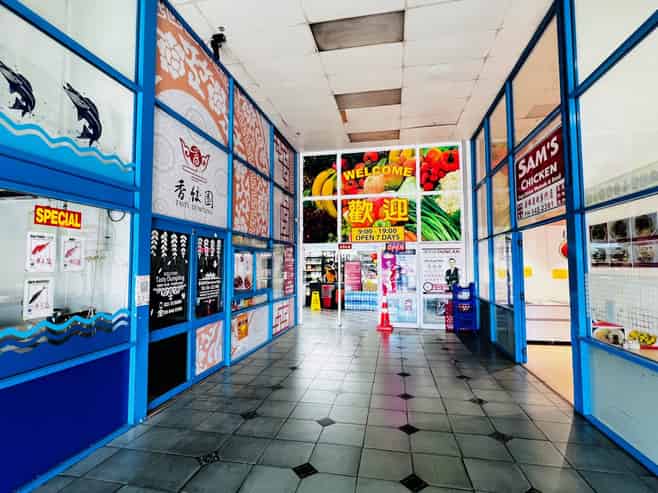 WELL-KNOWN SUPERMARKET IN PRIME LOCATION
