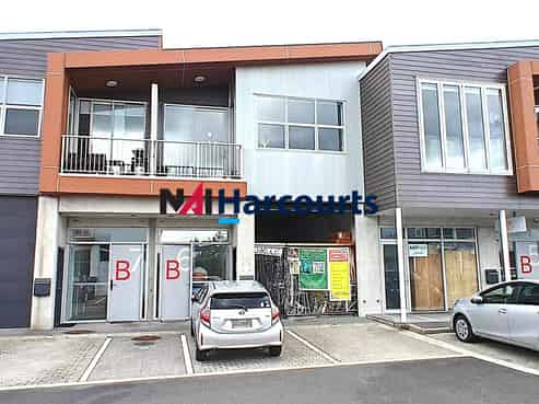 Top Quality Live/Work Unit