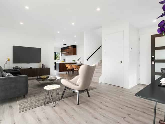 1/105 Hobsonville Road, West Harbour