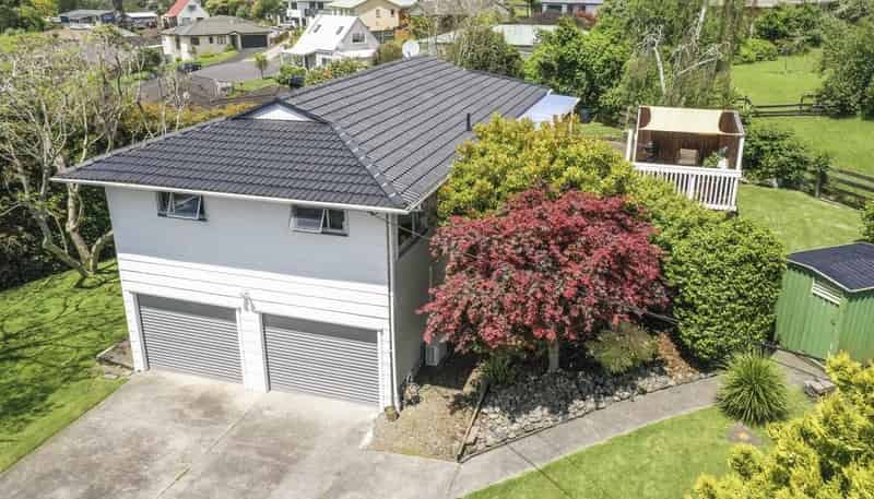 13 McClintock Road, Massey