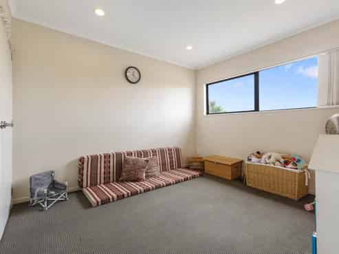 86c Naylors Drive, Mangere