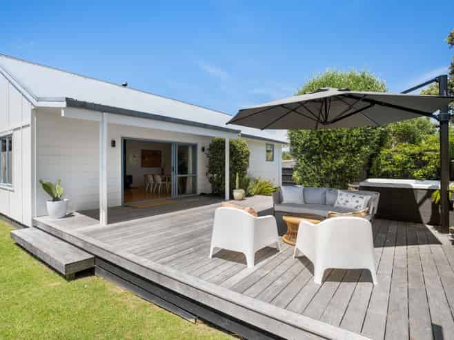 208B Leander Road, Whangamata