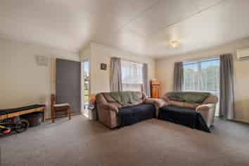 30A Deborah Place, Mangakakahi