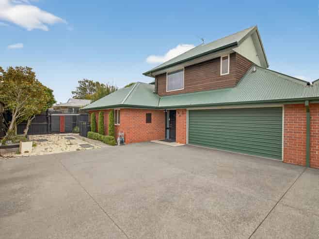 121B Champion Street, Edgeware