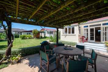 14 Carnot Street, Glenholme