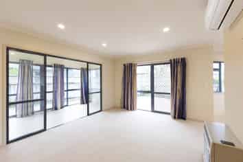 20 Ursula Drive, Feilding