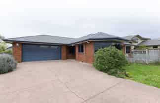 20 Ursula Drive, Feilding