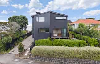 1/805 Riddell Road, Saint Heliers