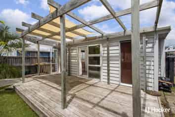 10 Fyfe Road, Waihi Beach