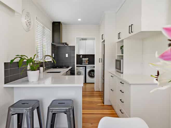 64 Blakeborough Drive, Forrest Hill