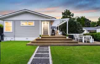 64 Blakeborough Drive, Forrest Hill