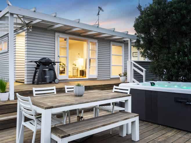 64 Blakeborough Drive, Forrest Hill