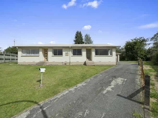 2/30 Clyde Street , Utuhina