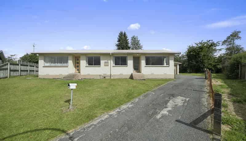 2/30 Clyde Street , Utuhina