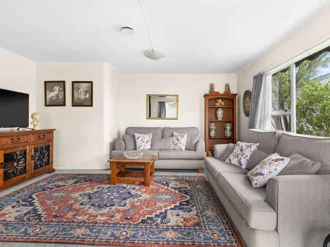 2/502 Whitehead Road, Hastings