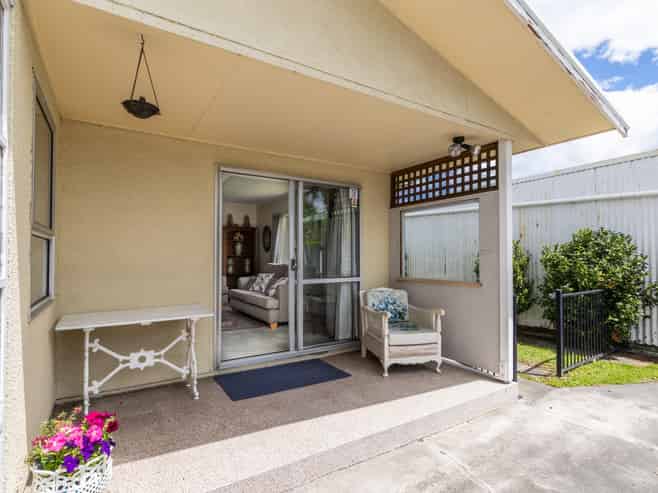 2/502 Whitehead Road, Hastings