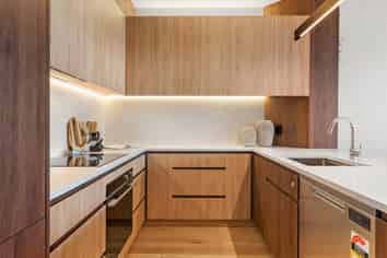 2/423 Beach Road, Mairangi Bay