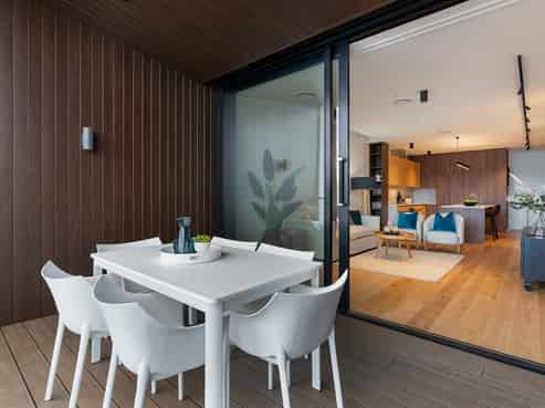 8/423 Beach Road, Mairangi Bay