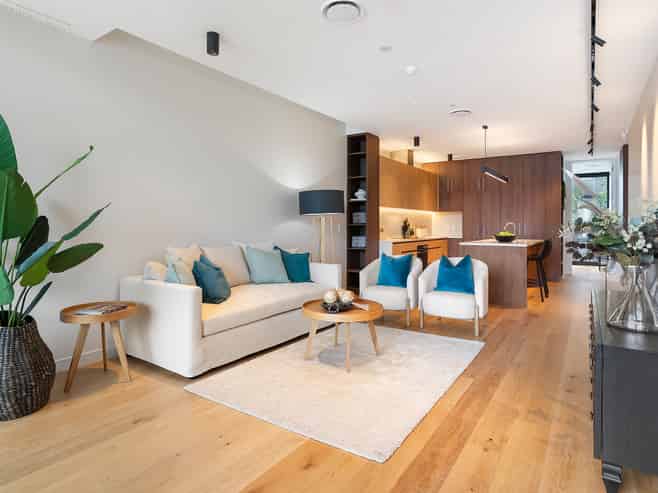 8/423 Beach Road, Mairangi Bay