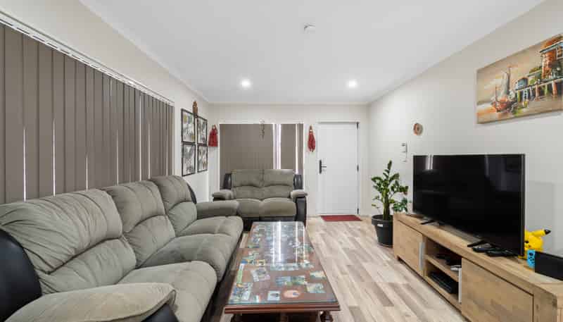 17D Prictor Street, Papakura