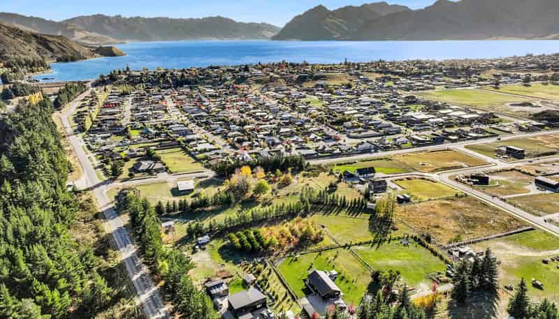410 Domain Road, Lake Hawea, Wanaka
