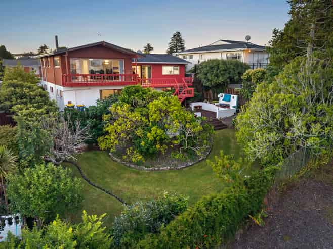 6 Chelsea View Drive, Chatswood