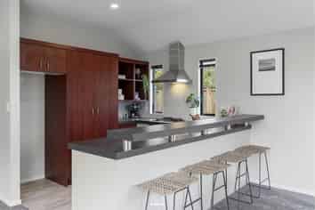 19 Beechwood Drive , Northwood