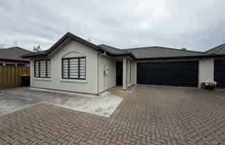 19 Beechwood Drive , Northwood