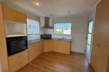 13 McCullough Avenue, Papatoetoe