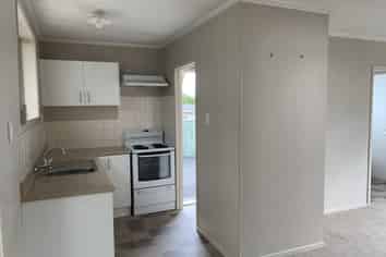 12A Carey Street, Forest Lake