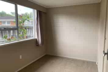 12A Carey Street, Forest Lake