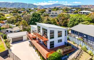 173 Weggery Drive, Waikanae Beach