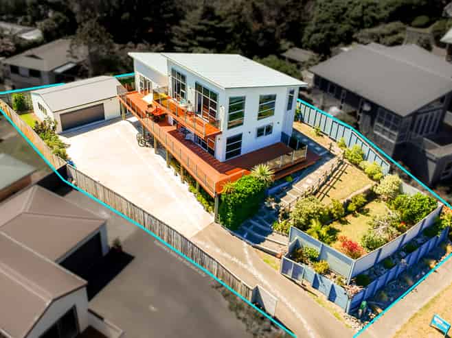 173 Weggery Drive, Waikanae Beach